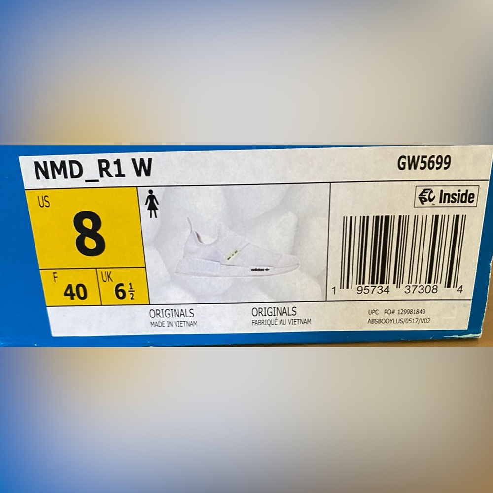NWB Adidas NMD R1 Cloud White with Self Fastening Straps Sz 8 - Picture 10 of 10
